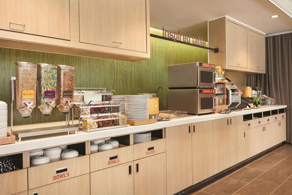 Home2 Suites By Hilton Warminster Horsham Restaurant billede